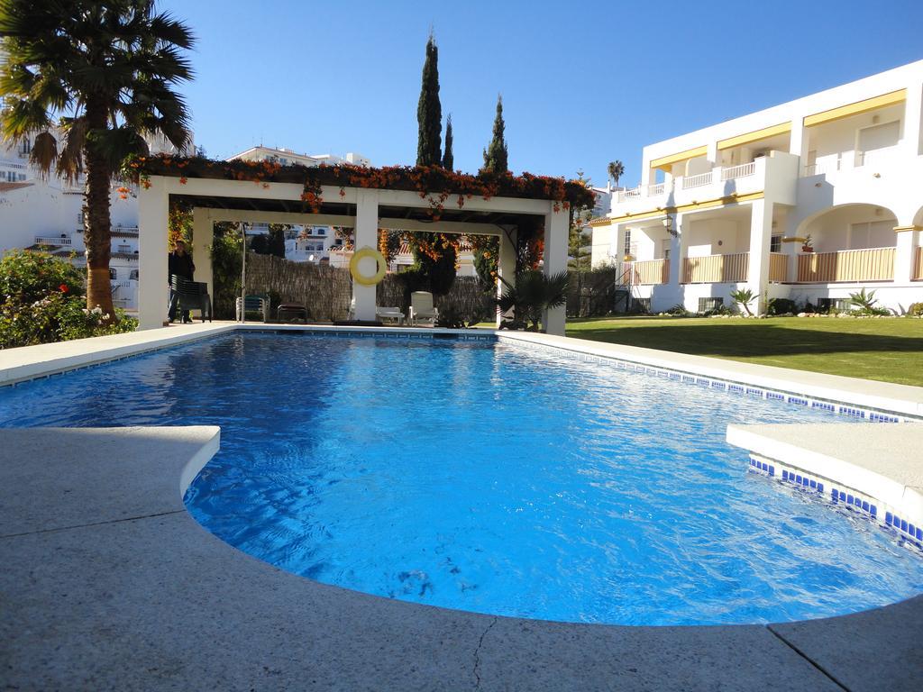 At Almoraide Rooms Suites (Adults Only) Nerja Exteriér fotografie