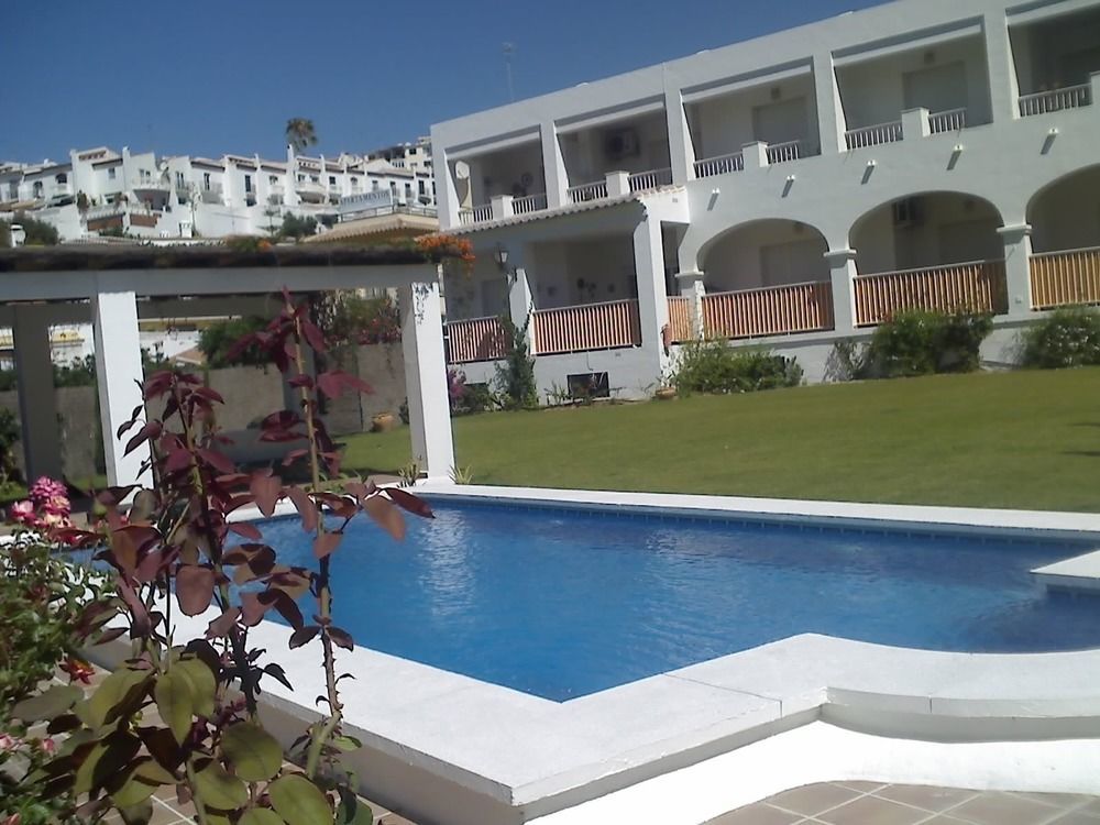 At Almoraide Rooms Suites (Adults Only) Nerja Exteriér fotografie