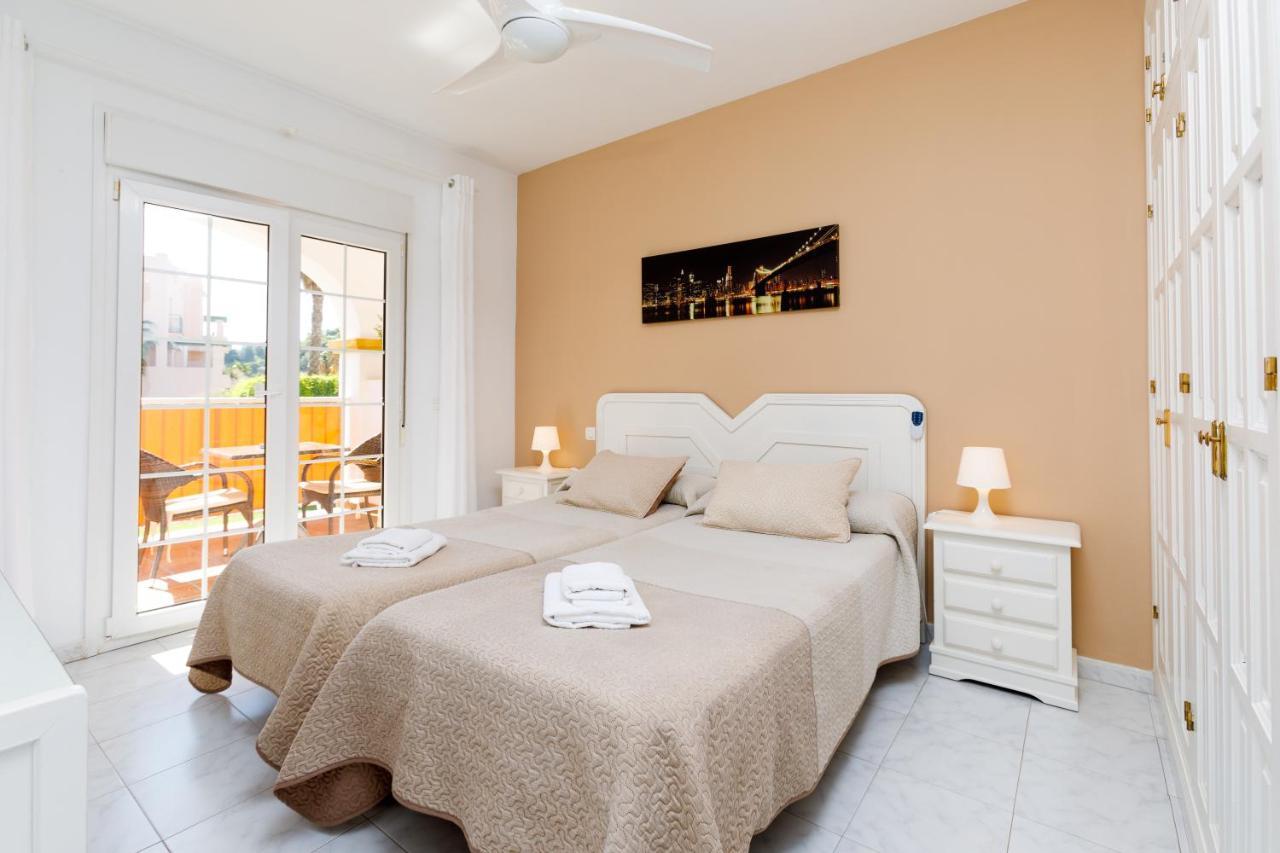 At Almoraide Rooms Suites (Adults Only) Nerja Exteriér fotografie