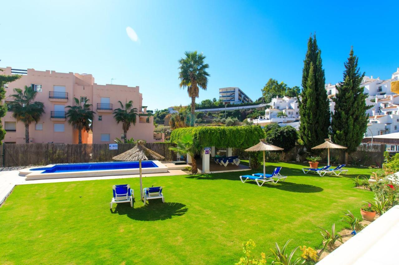 At Almoraide Rooms Suites (Adults Only) Nerja Exteriér fotografie
