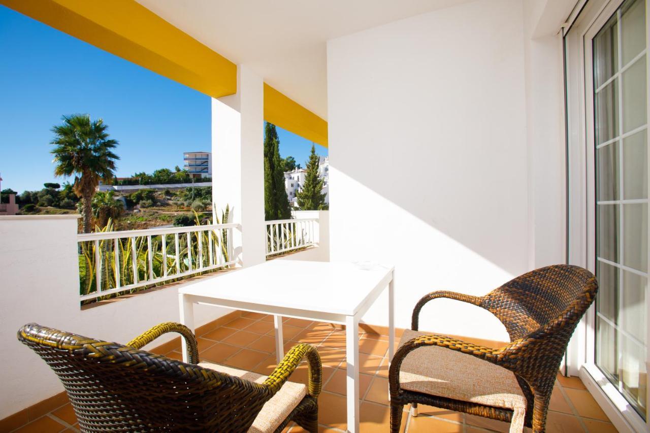 At Almoraide Rooms Suites (Adults Only) Nerja Exteriér fotografie