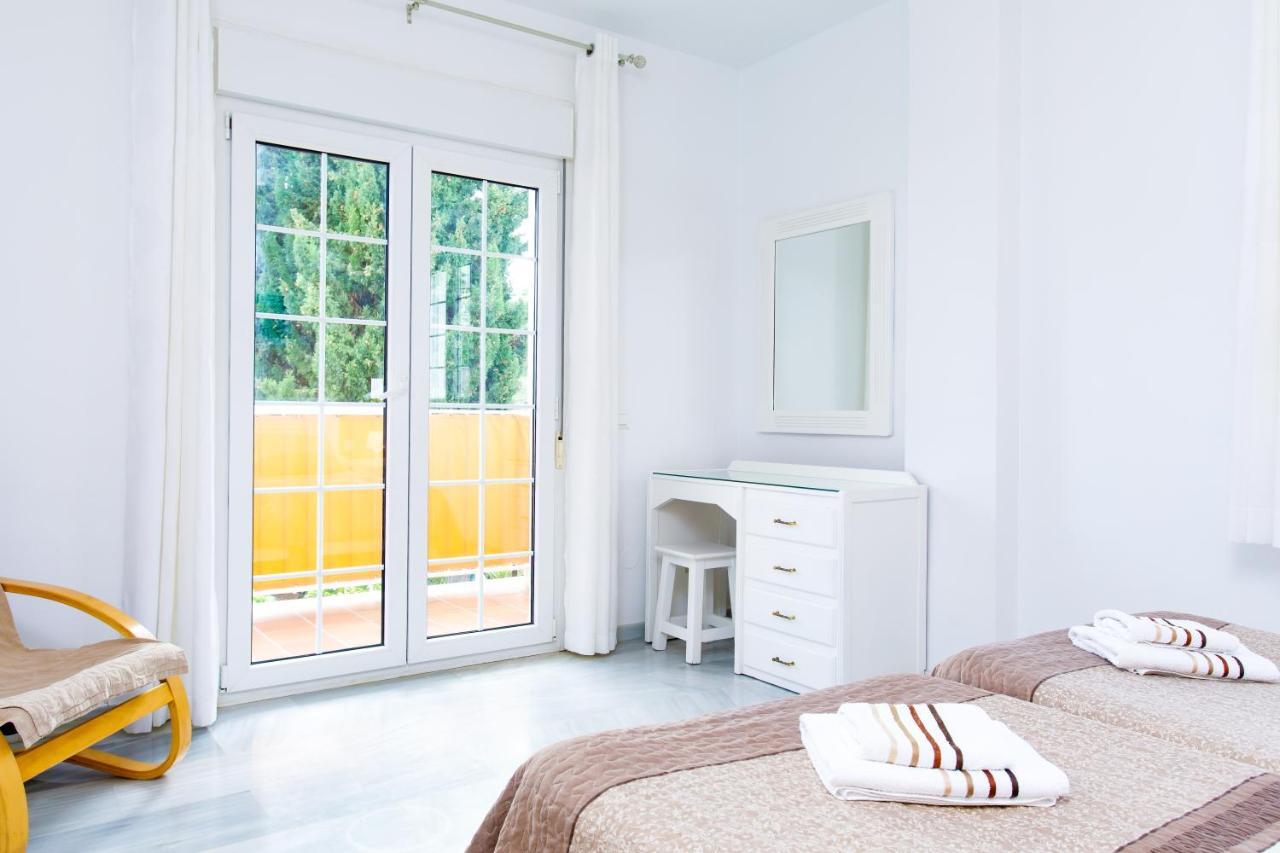 At Almoraide Rooms Suites (Adults Only) Nerja Exteriér fotografie